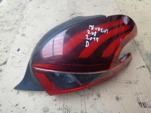 FEU ARRIERE DROIT PEUGEOT 208 8/2015-2020 - Vue 1